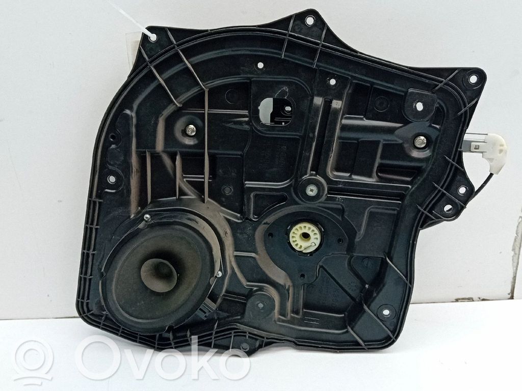Mazda 6 Macara geam spate fără motor