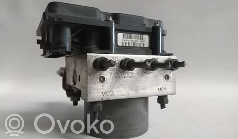 Toyota Aygo AB10 ABS-Steuergerät 