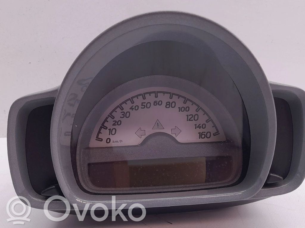 Smart ForTwo II Licznik / Prędkościomierz 