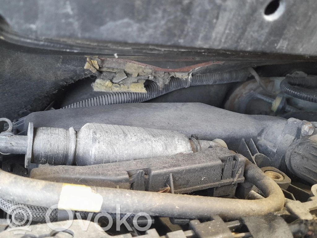 Peugeot Partner Caja del filtro de aire 