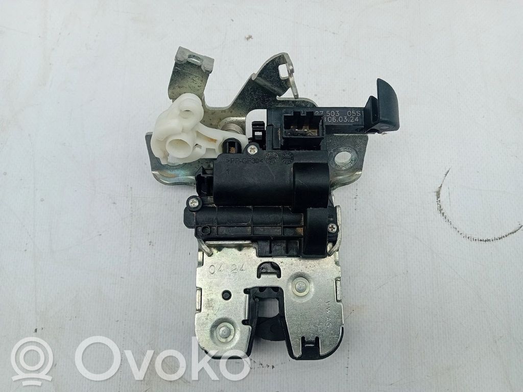 Takaluukun ulkopuolinen lukko   8W0827503