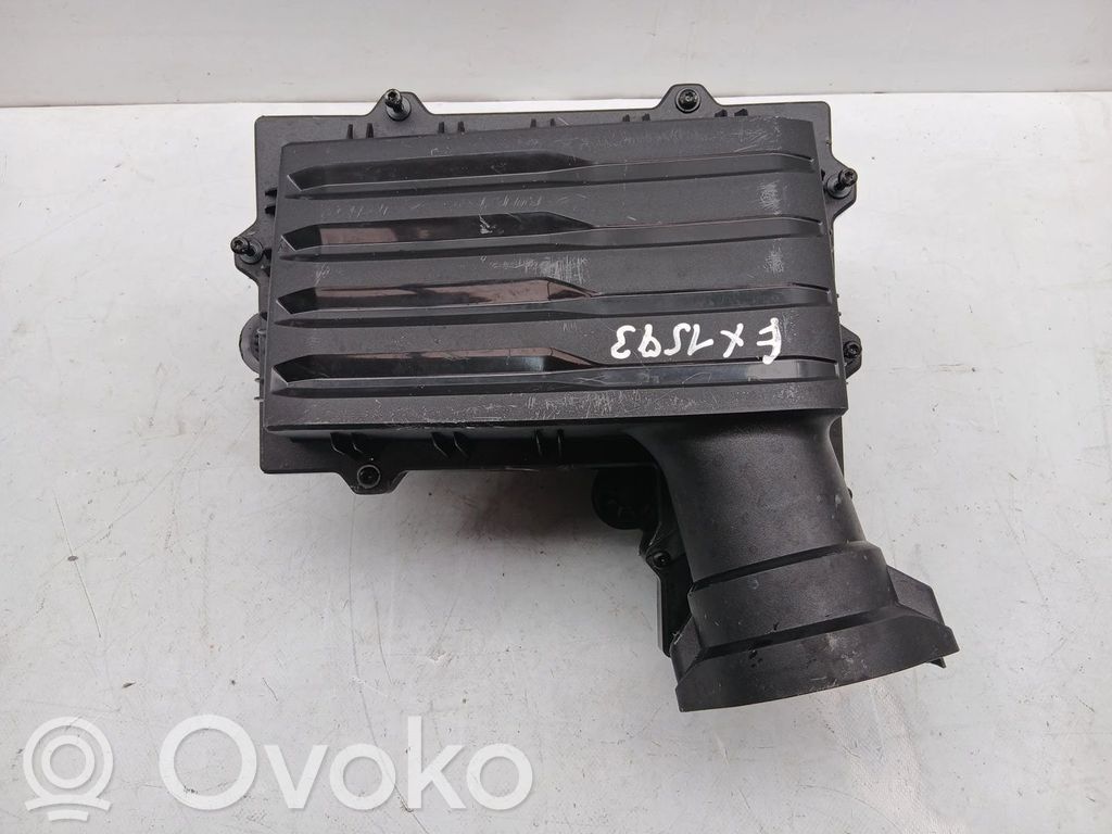 Audi RS3 8Y Obudowa filtra powietrza 
