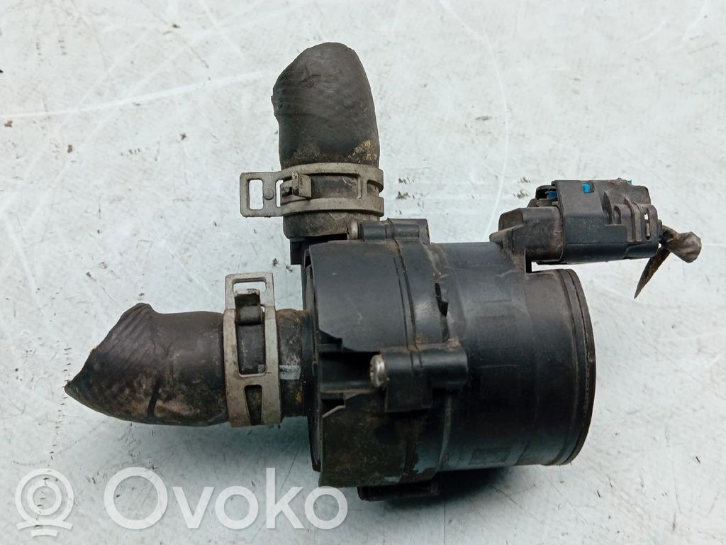 Nissan Micra K14 Pompa cyrkulacji / obiegu wody 
