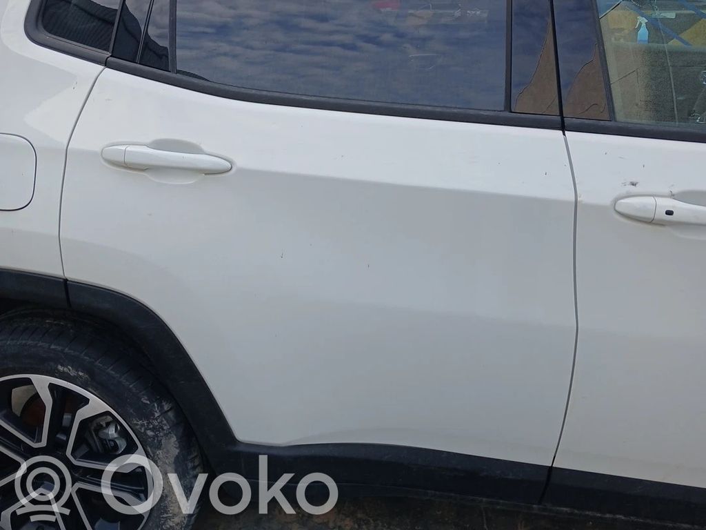 Jeep Compass Takaovi
