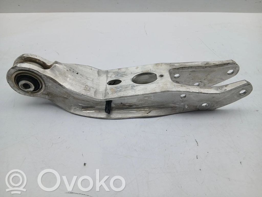 Audi Q8 Querlenker hinten