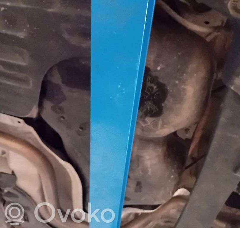 Polttoainesäiliö   9826626680