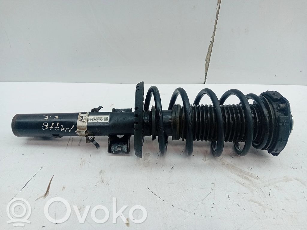 Volkswagen Polo IV 9N3 Amortyzator przedni 