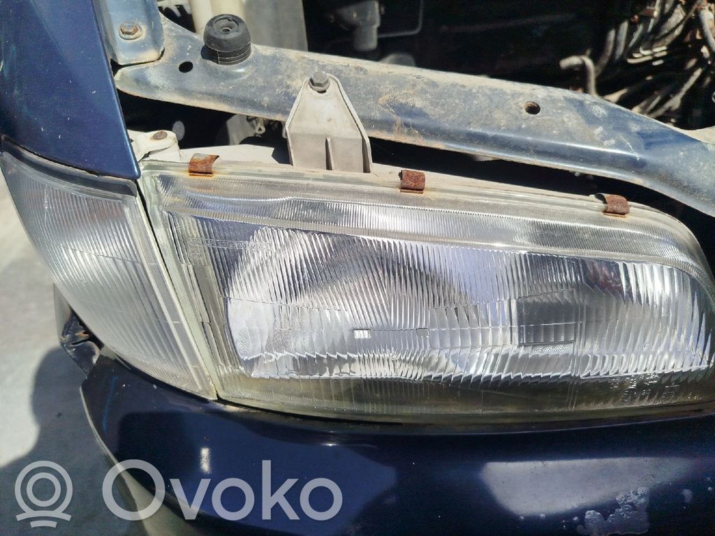 Hyundai H-1, Starex, Satellite Faro/fanale