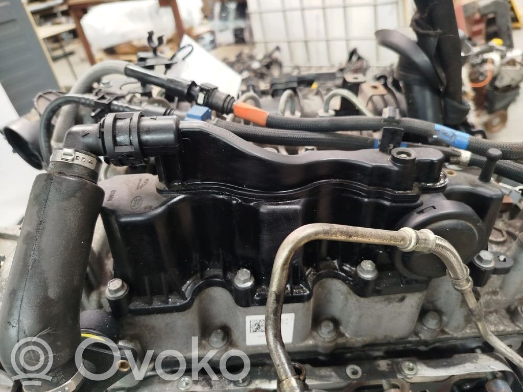 Rocker cam cover   G4D36J014