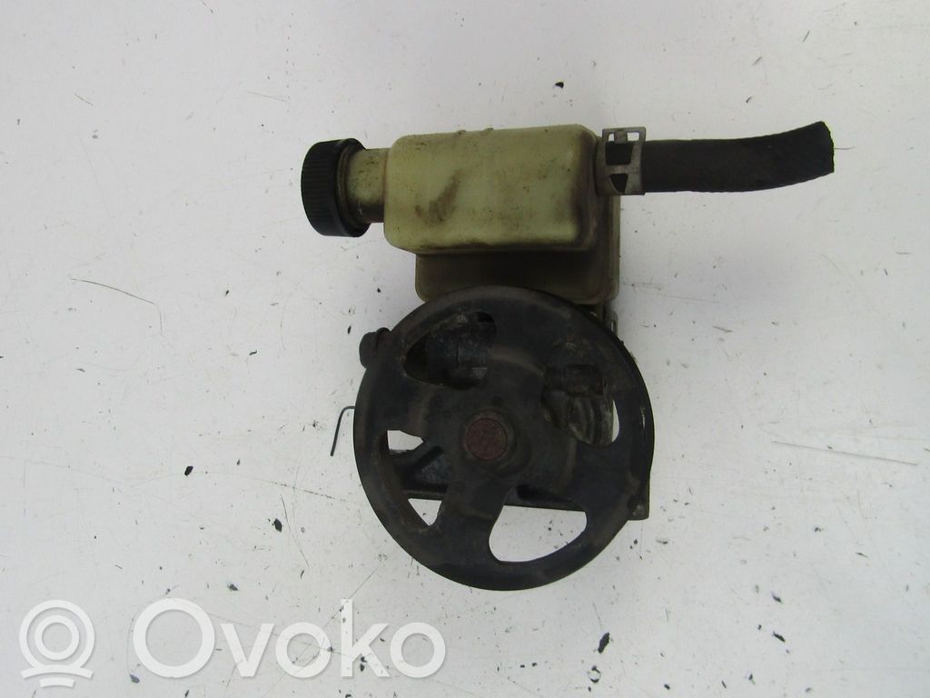 Ohjaustehostimen pumppu