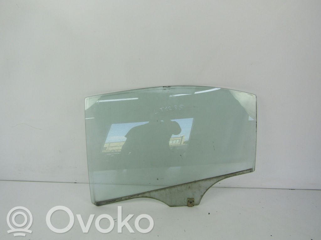 Takaoven ikkunalasi