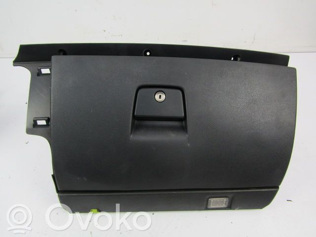 Volvo S40 Handschuhfach 