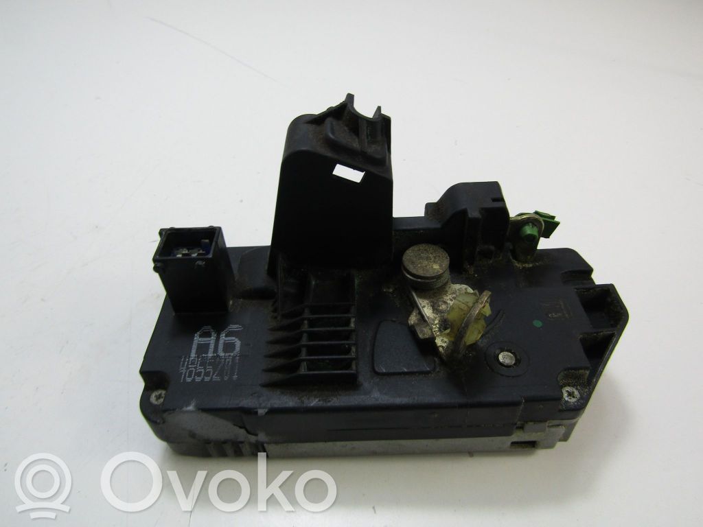 Saab 9-5 Rear door lock 