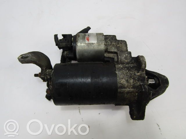 Audi A4 S4 B5 8D Starteris 