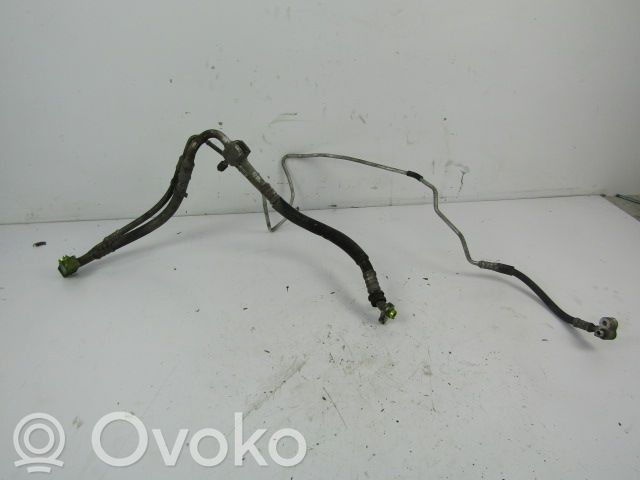 Ilmastointilaitteen putki (A/C)