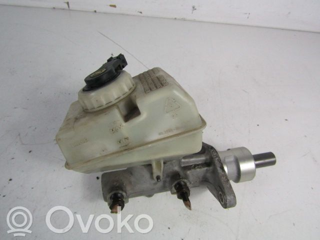 Volvo S70  V70  V70 XC Pääjarrusylinteri 