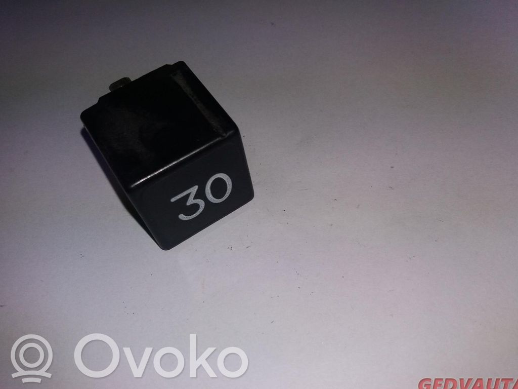 Other relay   165906381