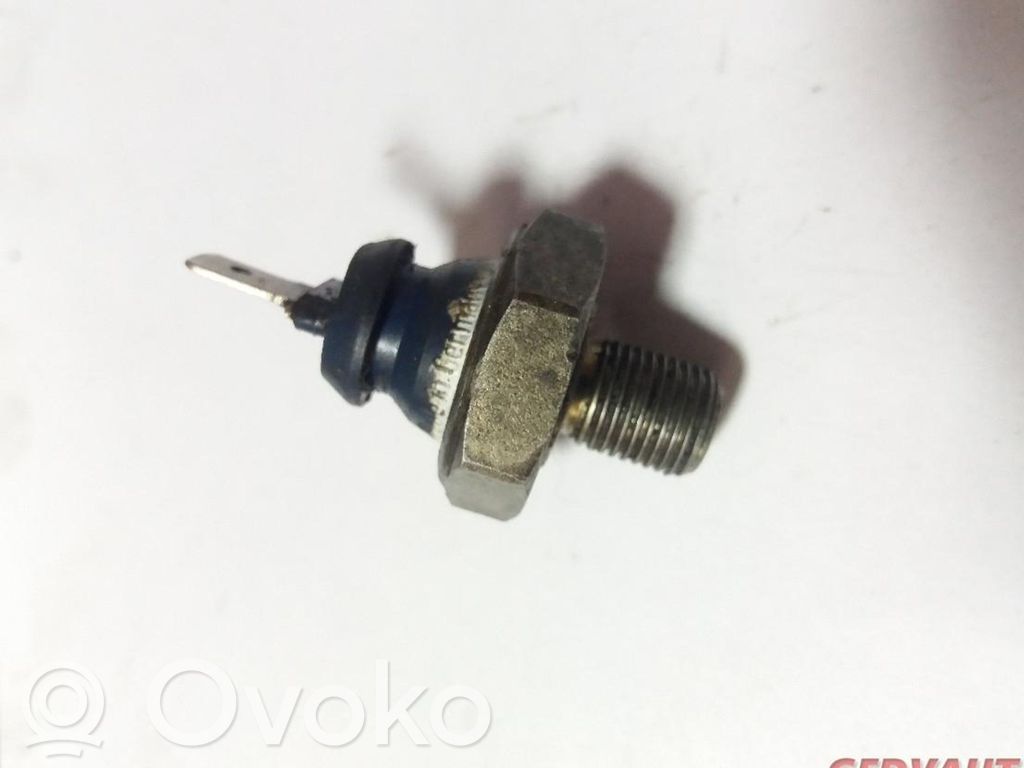 Audi A4 S4 B5 8D Sensor de temperatura del refrigerante 