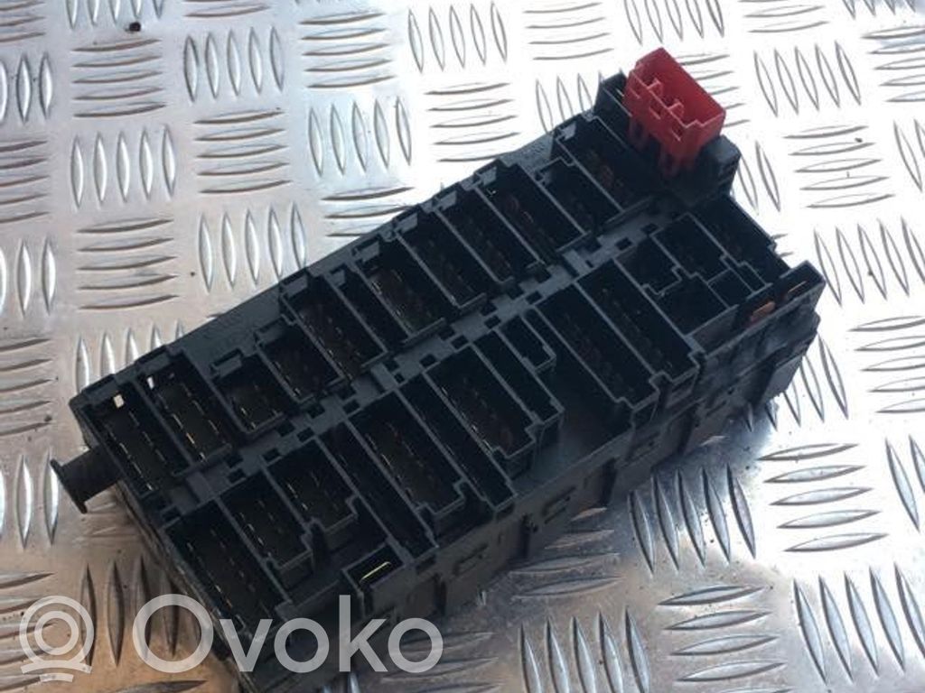 Módulo de fusible   357937039