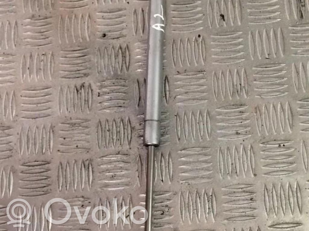 Audi A2 Tailgate/trunk strut/damper 