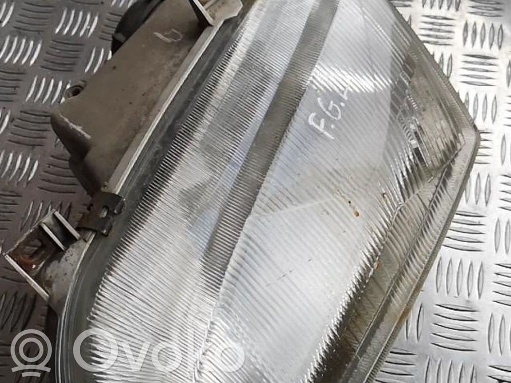 Phare frontale   7M1941015E