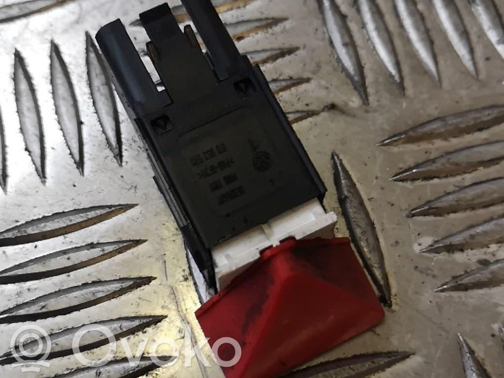 Volkswagen Touran I Hazard light switch 
