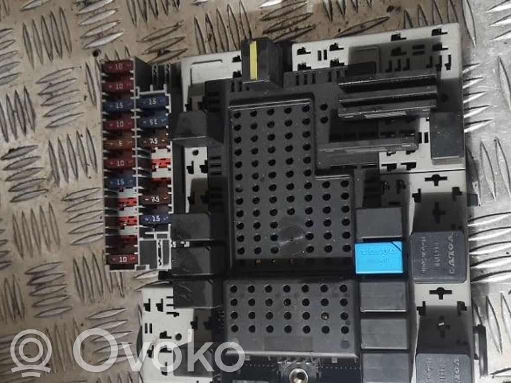 Fuse module   9441586