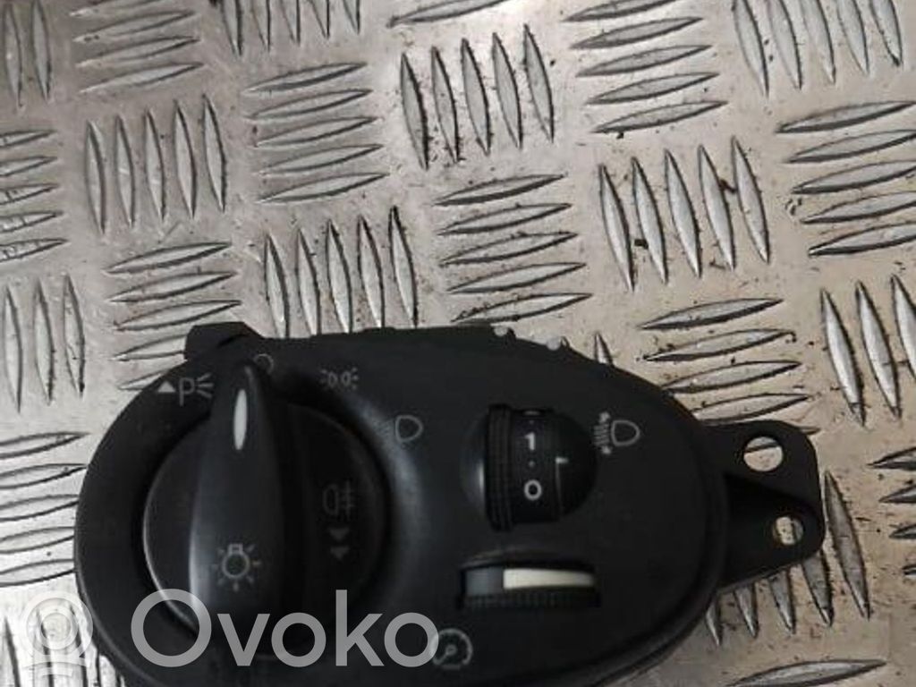 Ford Focus Light switch 