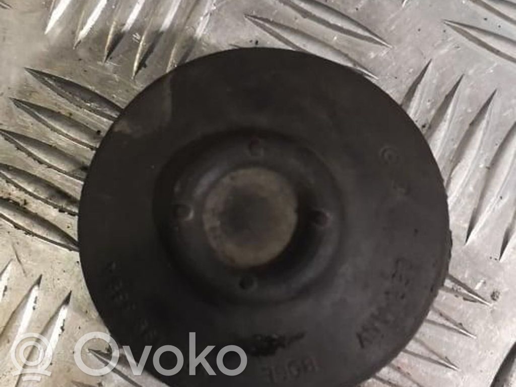 Engine mount bracket   8D0199339A