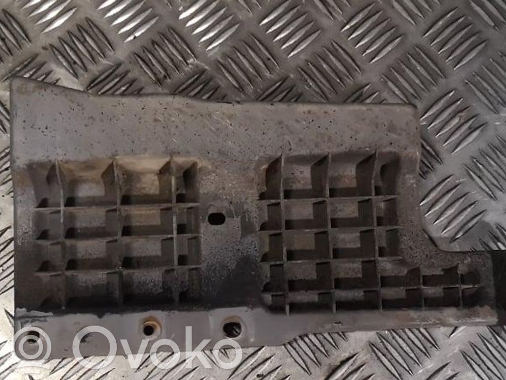 KIA Sorento Rear bumper mounting bracket 