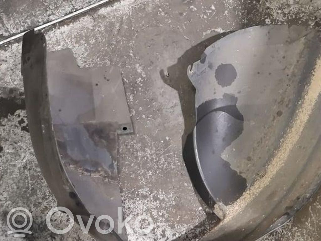 Volvo V70 Apakšspārns 
