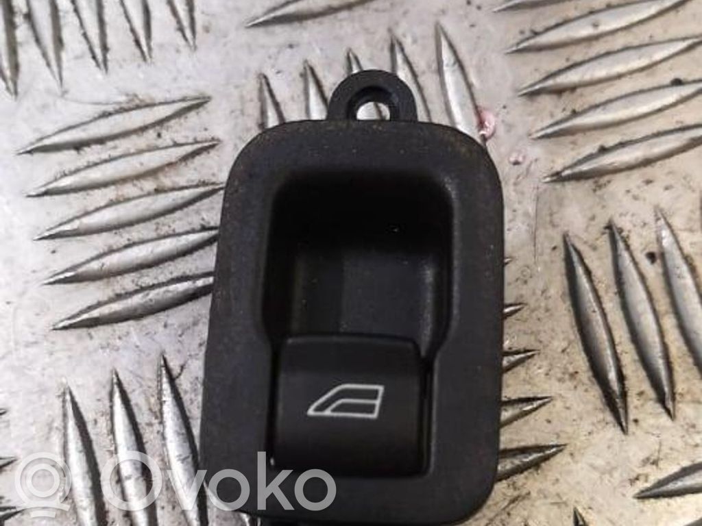 Volvo V50 Electric window control switch 