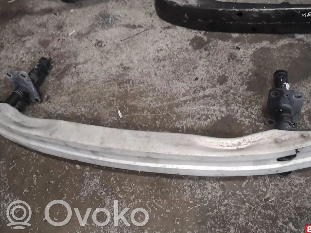 Audi A6 S6 C6 4F Priekšpusē bampera sija / balka 