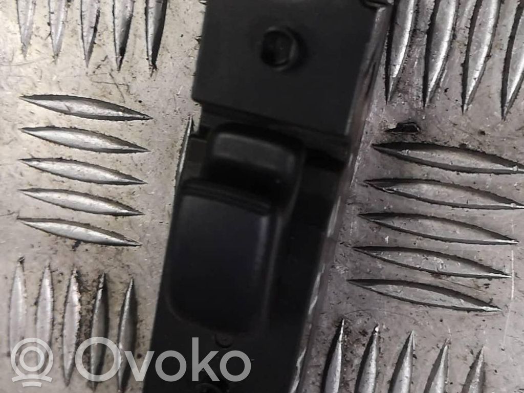 Mitsubishi Pajero Sport I Electric window control switch 