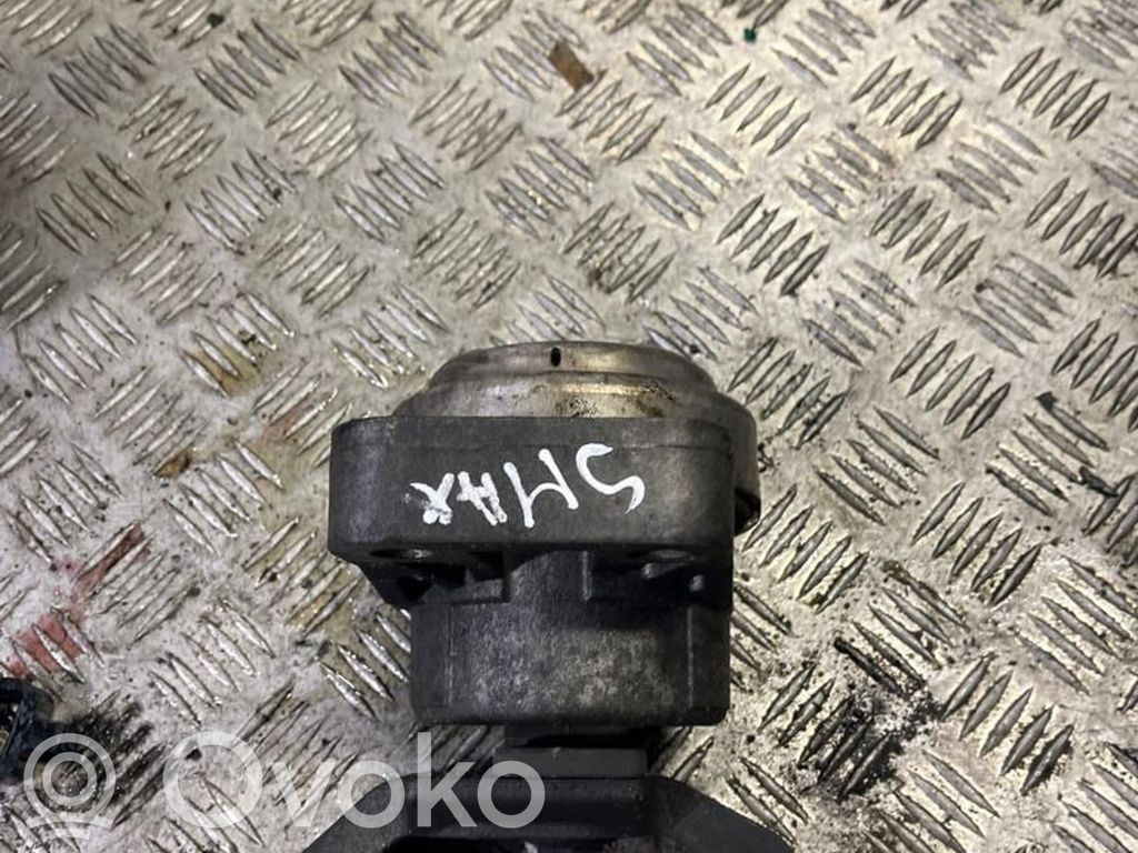 Ford S-MAX Engine mount bracket 
