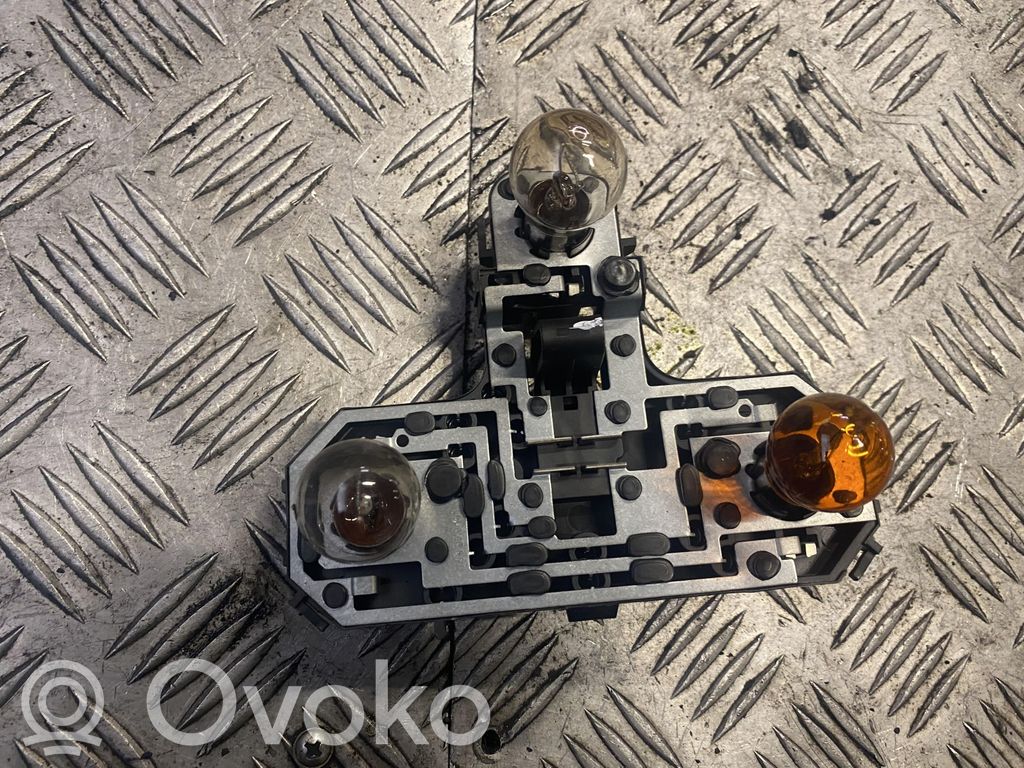 Volvo S80 Tail light part 