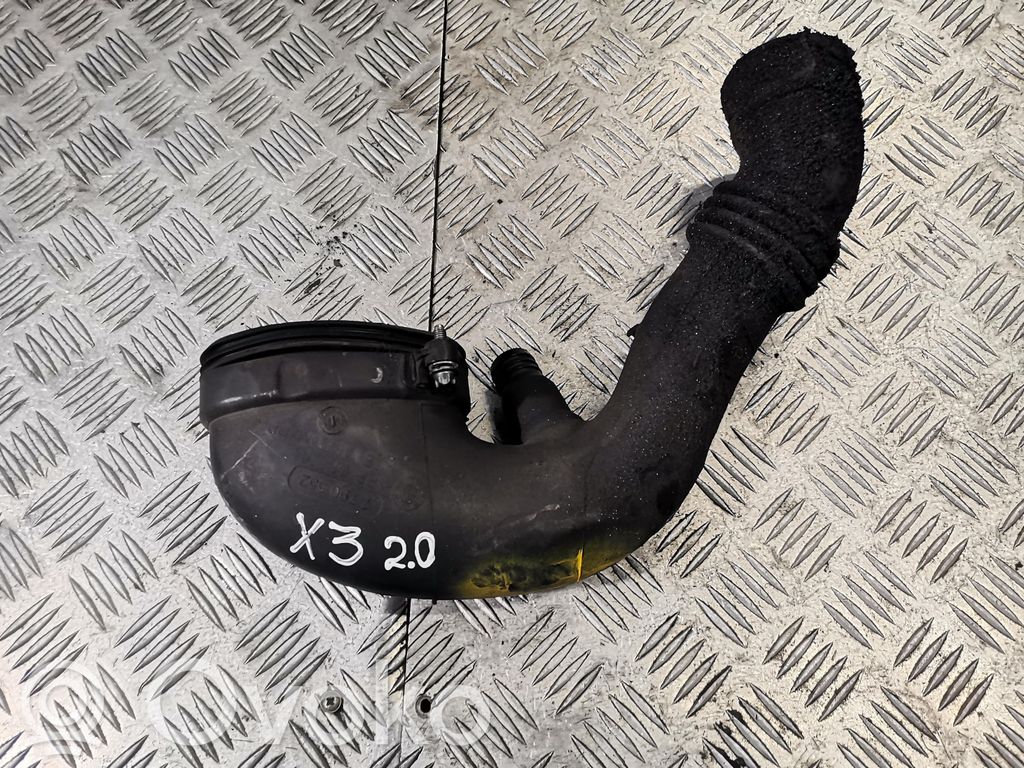 BMW X3 E83 Salono oro latakas (-ai) 