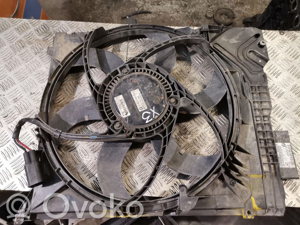 BMW X3 E83 Radiator cooling fan shroud 