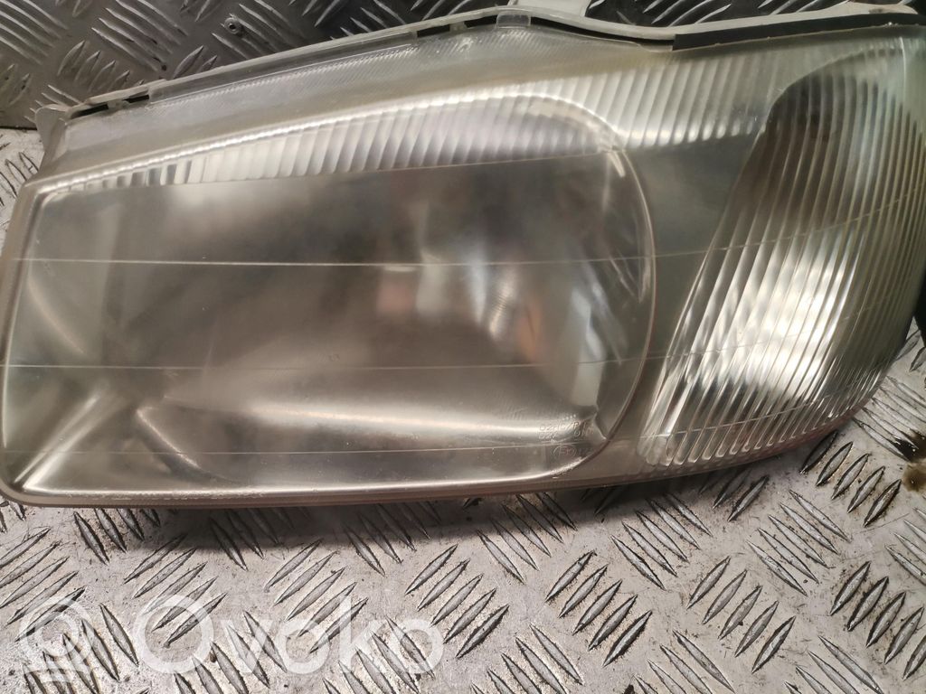 Hyundai Accent Headlight/headlamp 