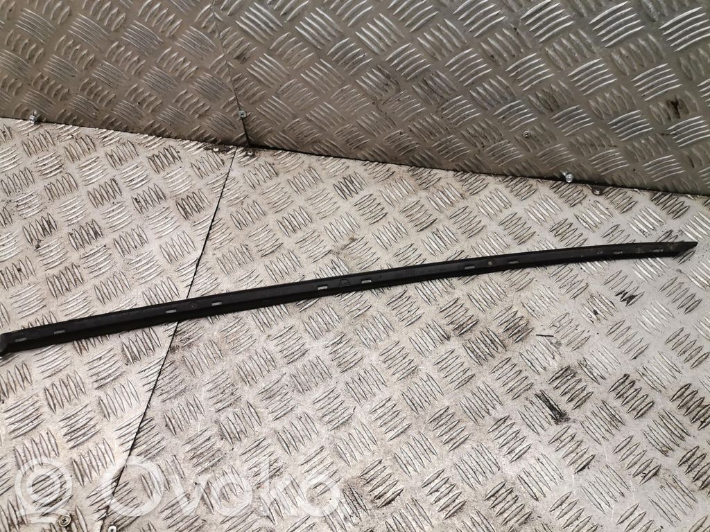 Audi A5 8T 8F Windshield trim 