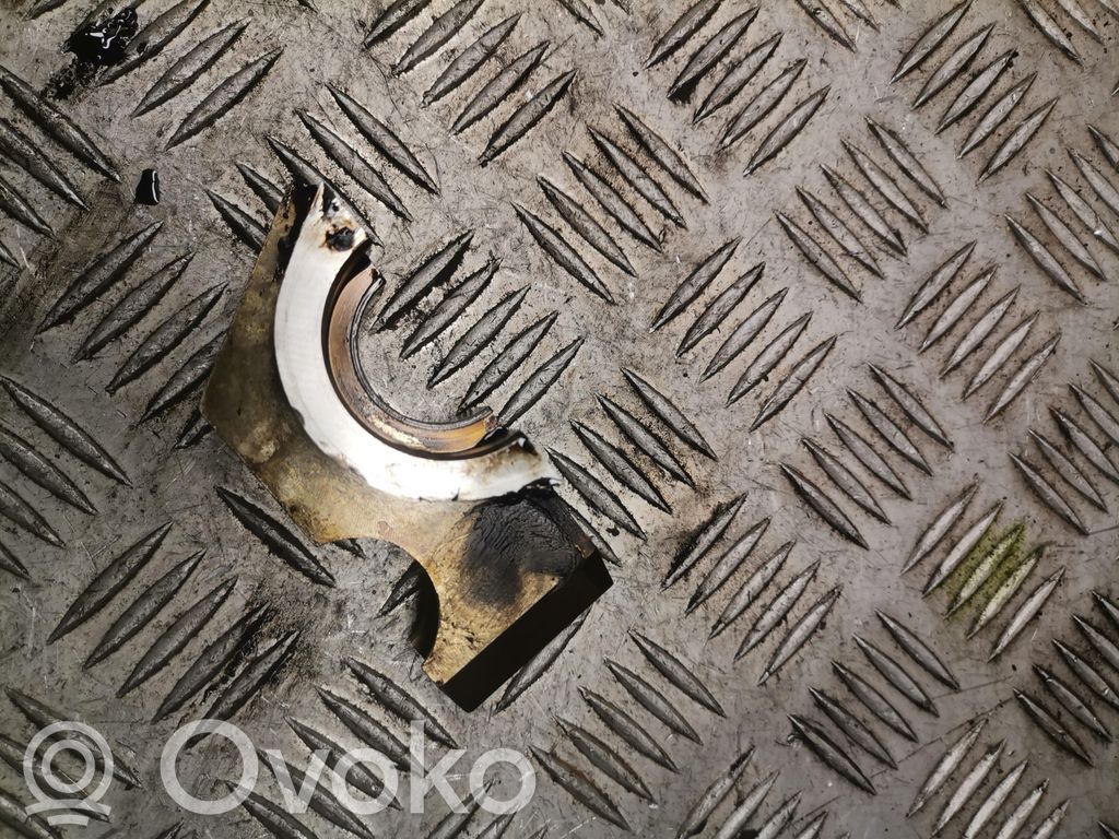 Volkswagen PASSAT B6 Camshaft holder 