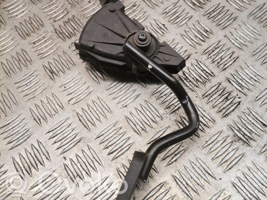 Accelerator throttle pedal   9447135