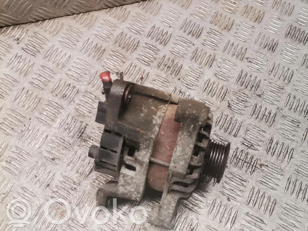 Opel Zafira A Alternador 