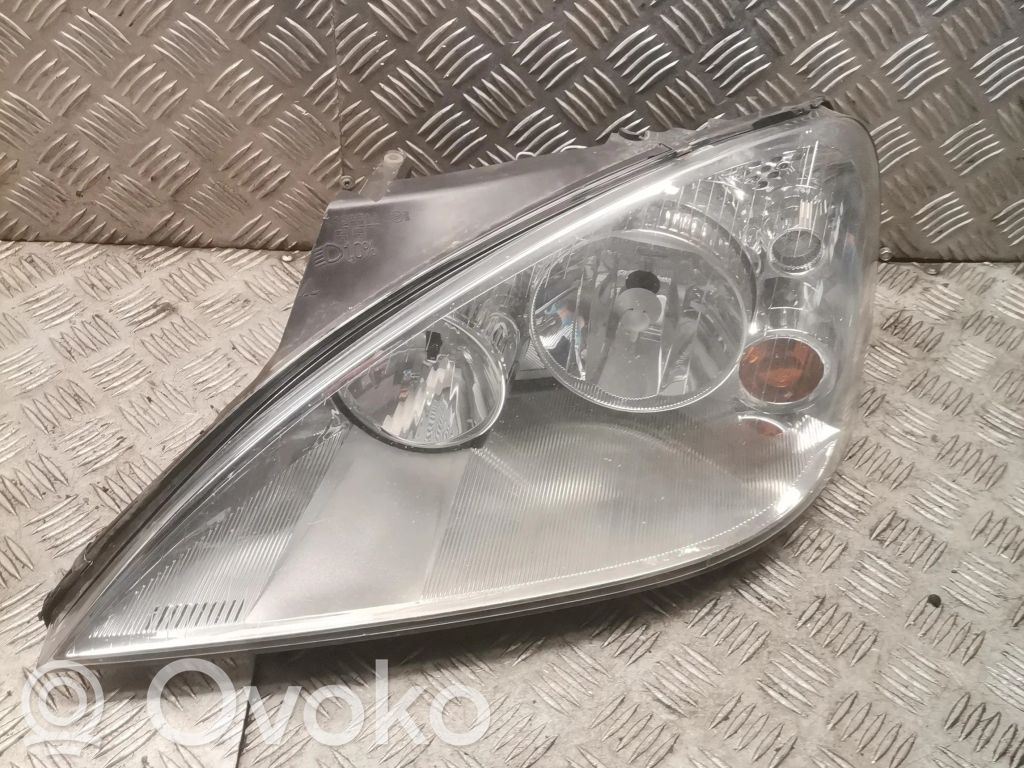 Scheinwerfer   030118320300
