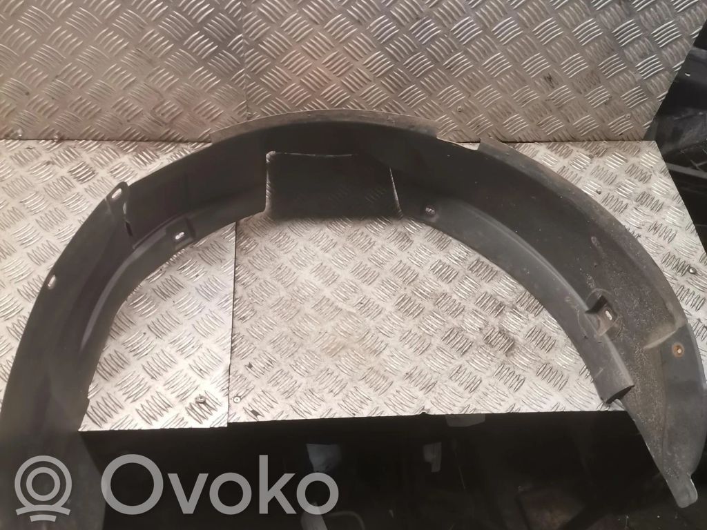 Front wheel arch liner splash guards   7M3809957B