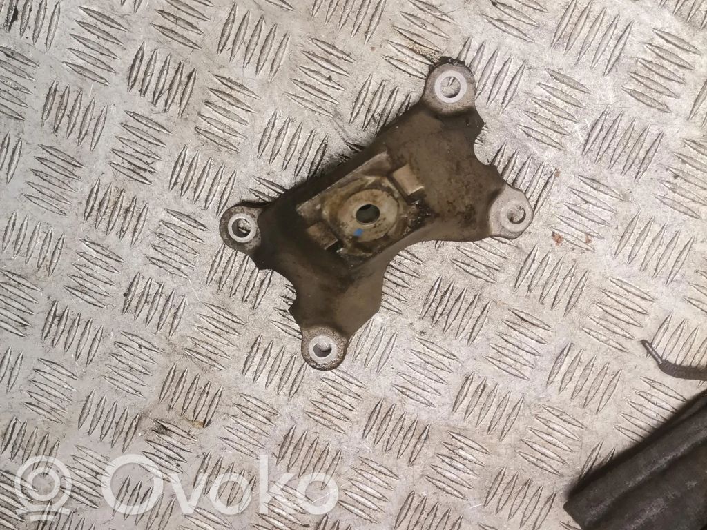Audi A6 S6 C6 4F Engine mounting bracket 
