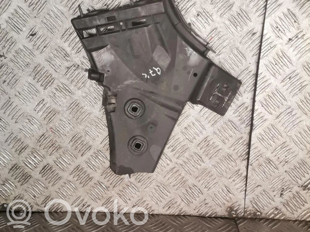 Audi Q7 4L Front bumper mounting bracket 