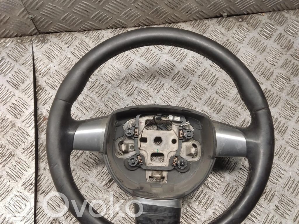 Steering wheel   4M513600E