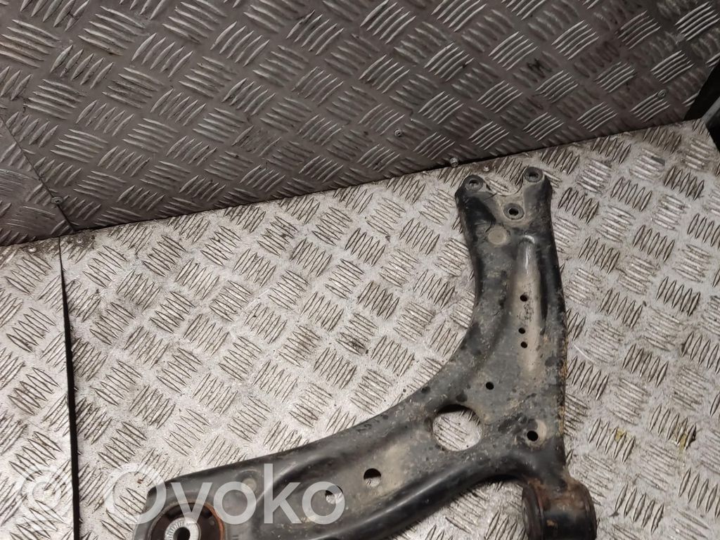 Вилы   5Q0407151R