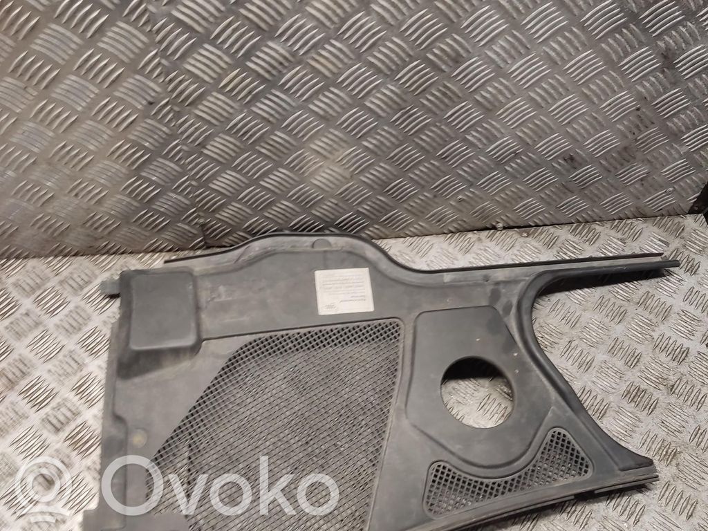 Valytuvų apdaila (-os)   4E1819447H